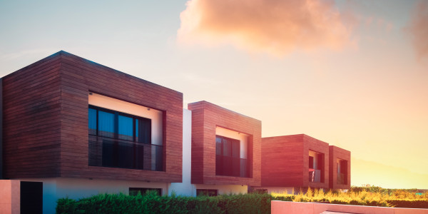 Comprar / Vender Casas Unifamiliares y Chalets en Sabadell · con Garaje / Parking