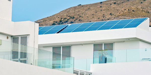 Comprar / Vender Pisos y Plantas Bajas en Sabadell · con Placas Solares