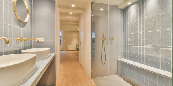 Comprar / Vender Dúplex y Áticos en Sabadell · con Baños de Diseño