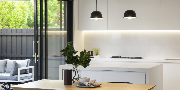 Inversores, Intermediarios, Agentes y Brokers Inmobiliarios en Sabadell · Plantas Baja